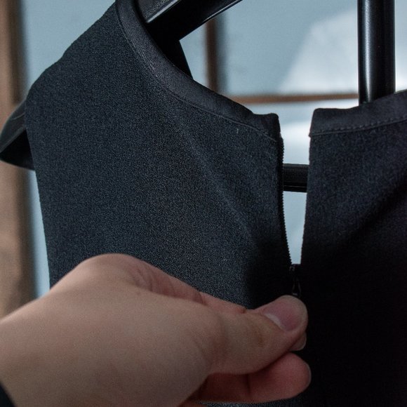 Victoria Beckham Black Romper with Tie Belt - Picture 3 of 3